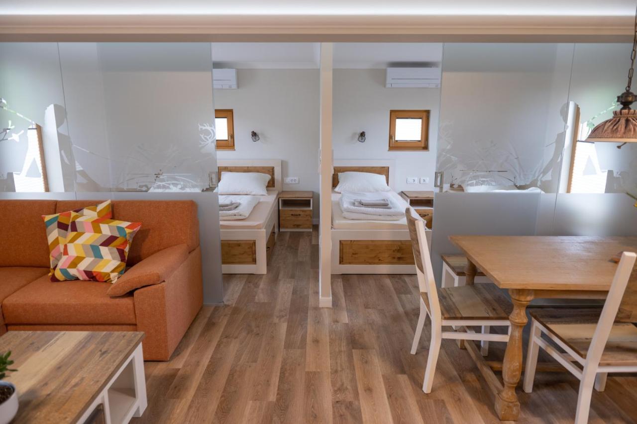 Holiday Home Virida, App Leopold III Ivancna Gorica Екстериор снимка
