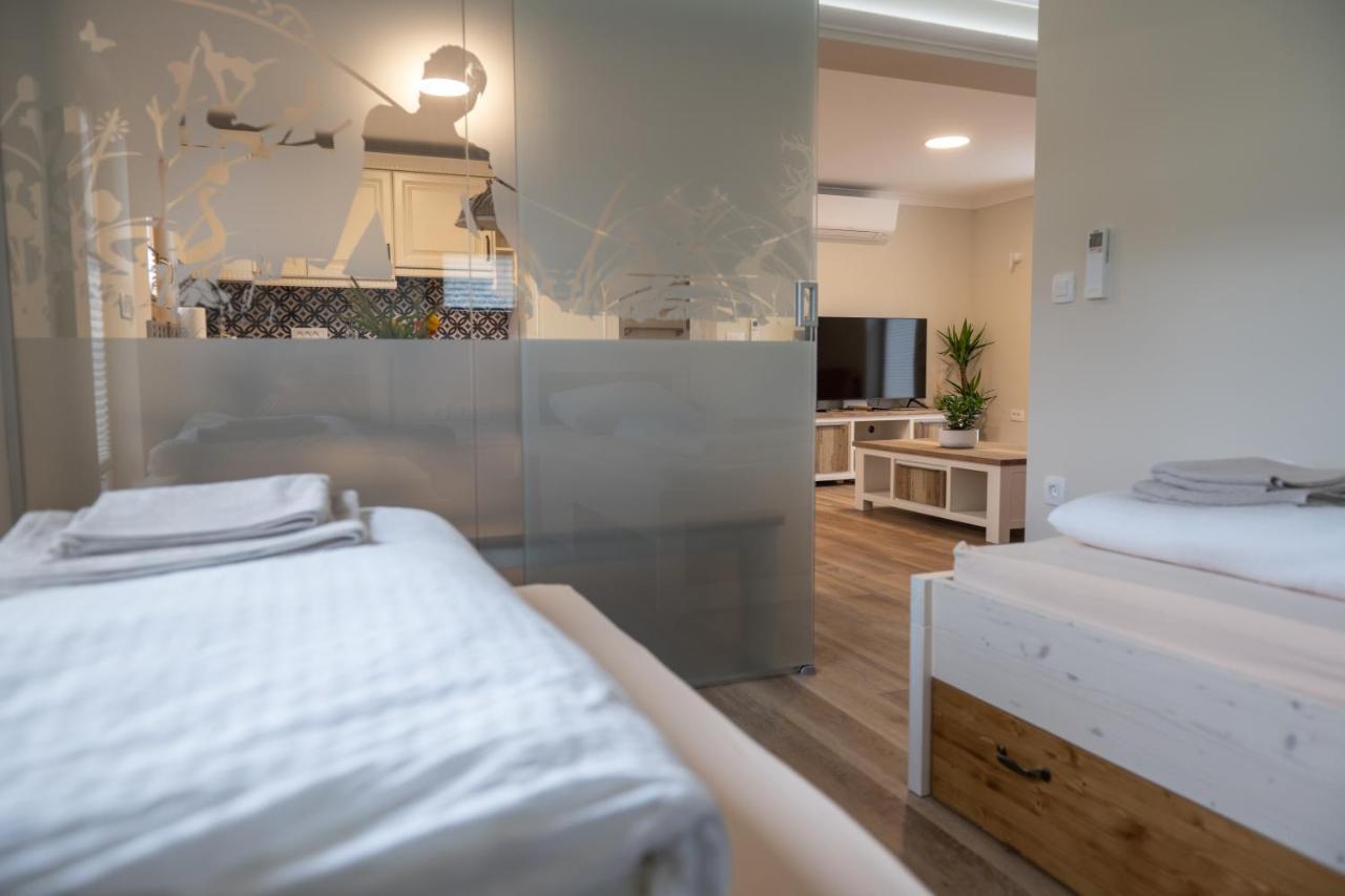 Holiday Home Virida, App Leopold III Ivancna Gorica Екстериор снимка