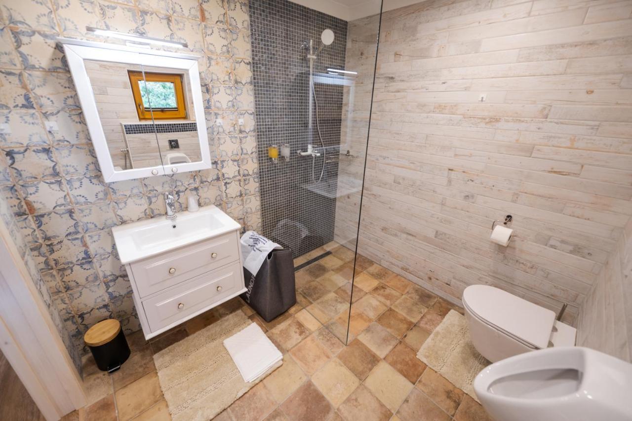 Holiday Home Virida, App Leopold III Ivancna Gorica Екстериор снимка